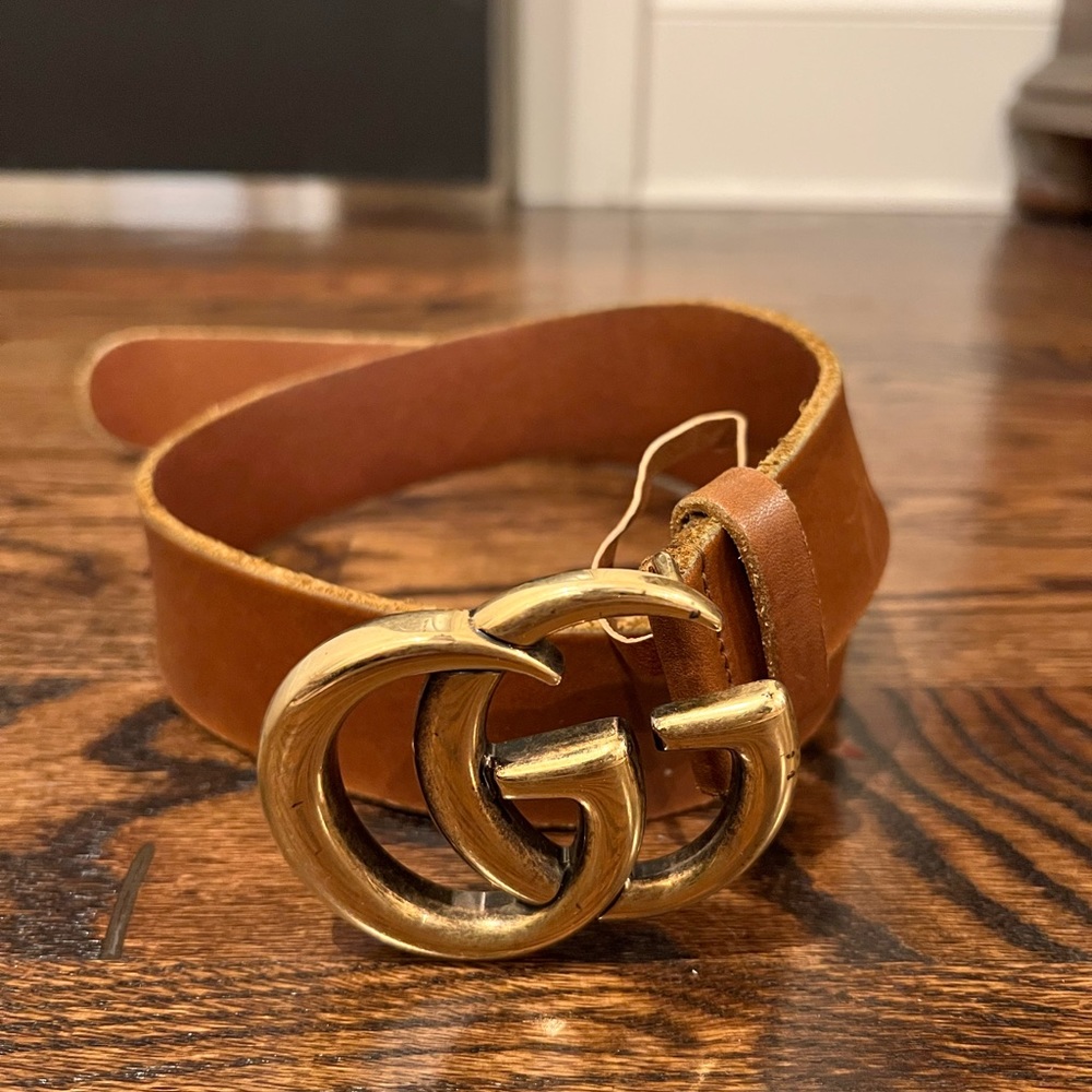 Authentic gucci belt size 75